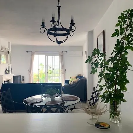 Tranquil Andaluz Townhouse Feriehus Torremuelle