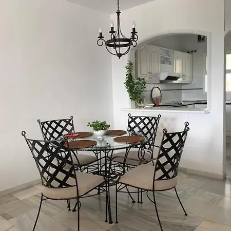 Tranquil Andaluz Townhouse Torremuelle